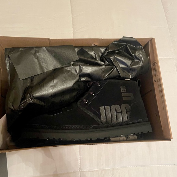 Ugg neumel boots - Picture 7 of 10